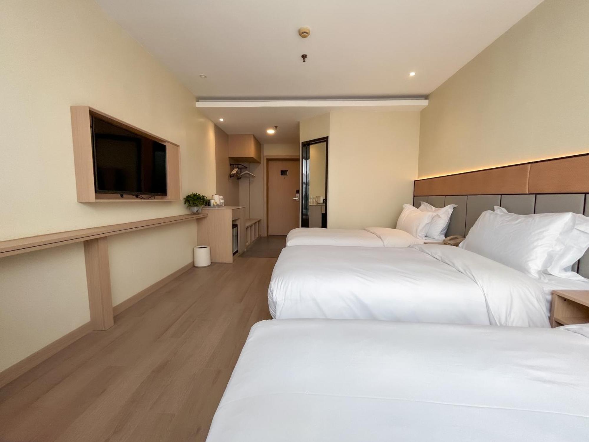 Shanghai Joyful Star Hotel-Free Shuttle Bus To Pudong Airport And Disneyland Exterior photo