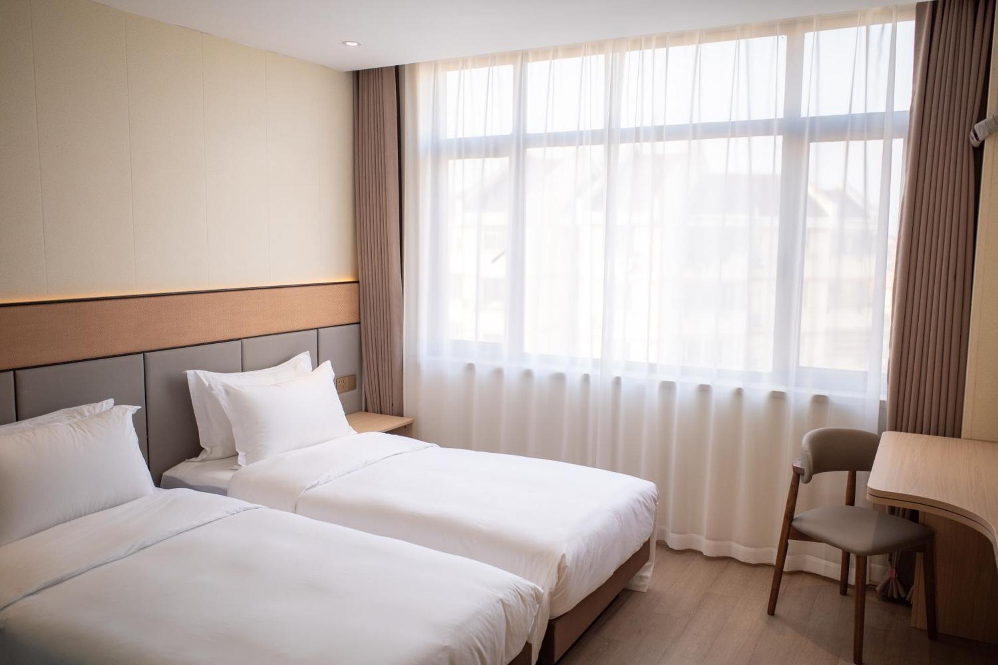 Shanghai Joyful Star Hotel-Free Shuttle Bus To Pudong Airport And Disneyland Exterior photo